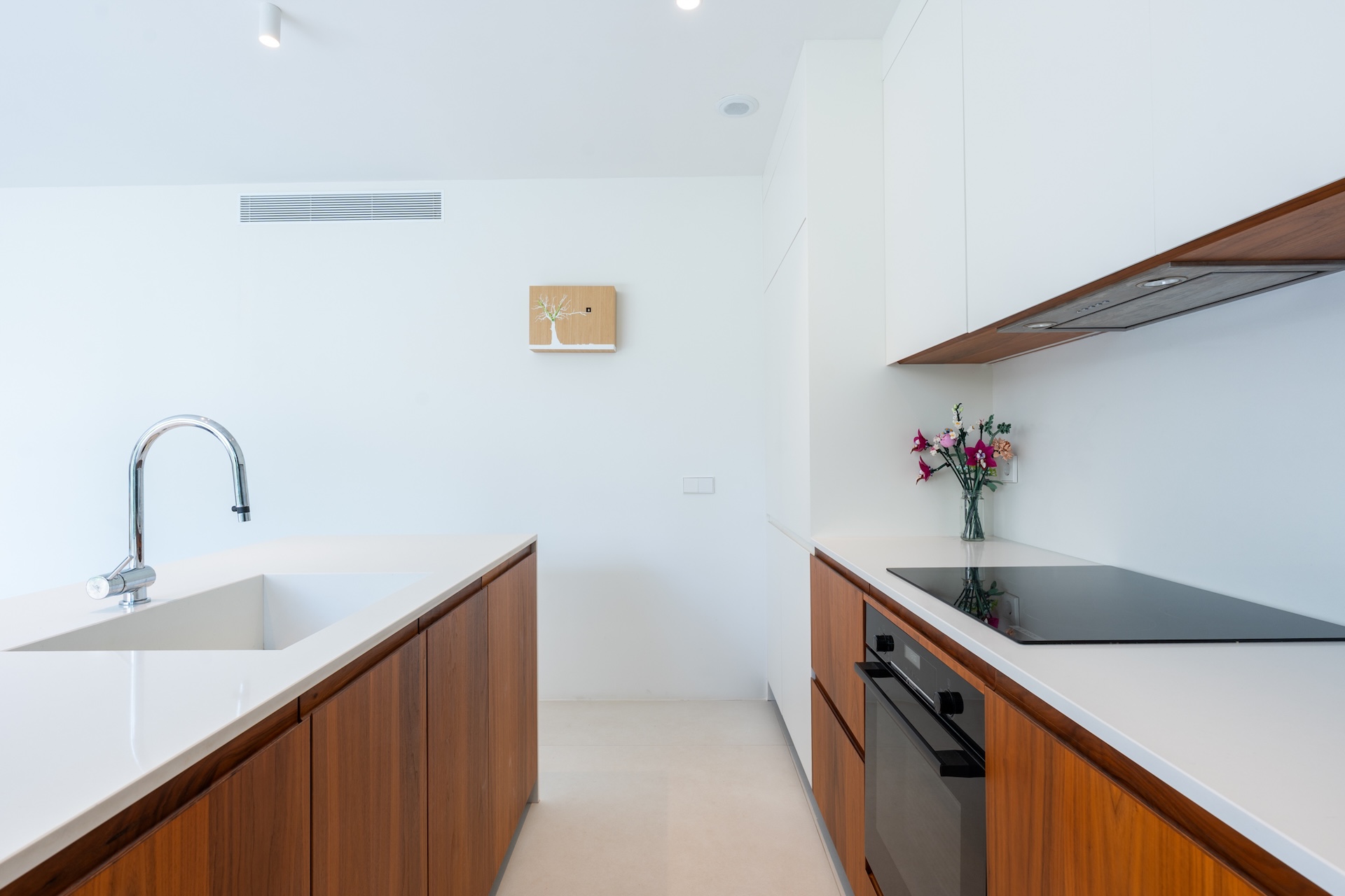 Resa Estates 3 slaapkamers Talamanca te koop sale Ibiza kitchen 3.jpg